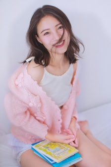女大学生的沙龙在线观看
