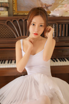 两个黑人挺进女友体内小说